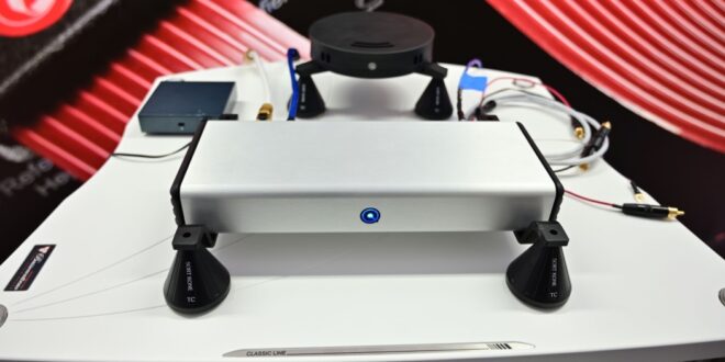 屏除一切干擾、全新推出: Nordost QNET7旗艦網路交換器